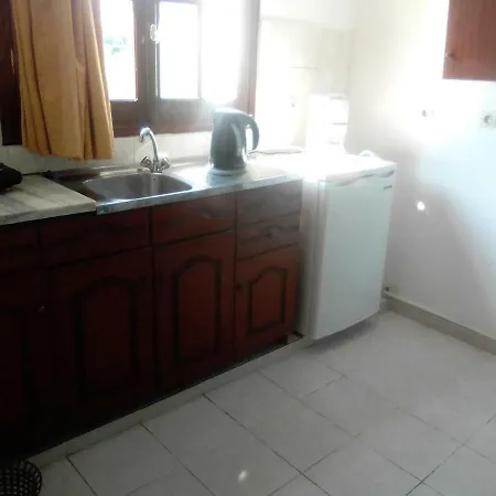 Hotel de apartamente Georgina Family 2*